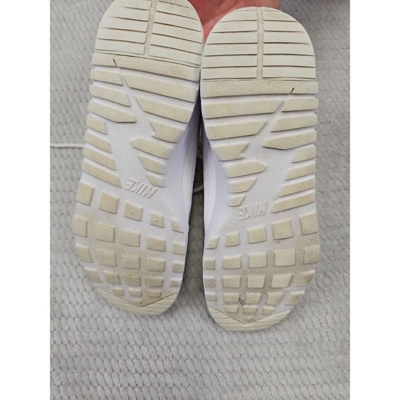 Nike Air Max Thea Womens 9 Sneakers Shoes Triple White 599409 115 - Picture 5 of 10